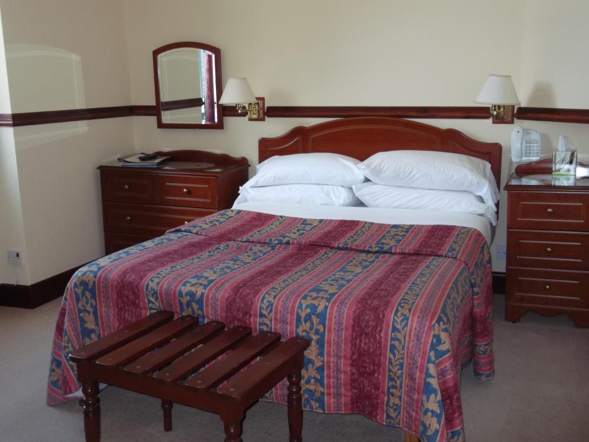 Caledonian Hotel 포트오거스타 객실 사진