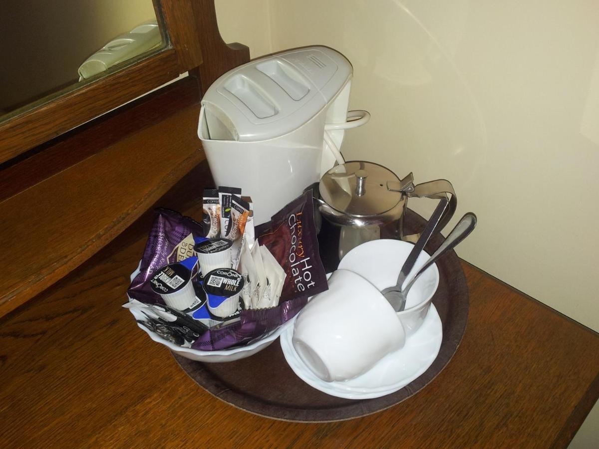Caledonian Hotel 포트오거스타 외부 사진
