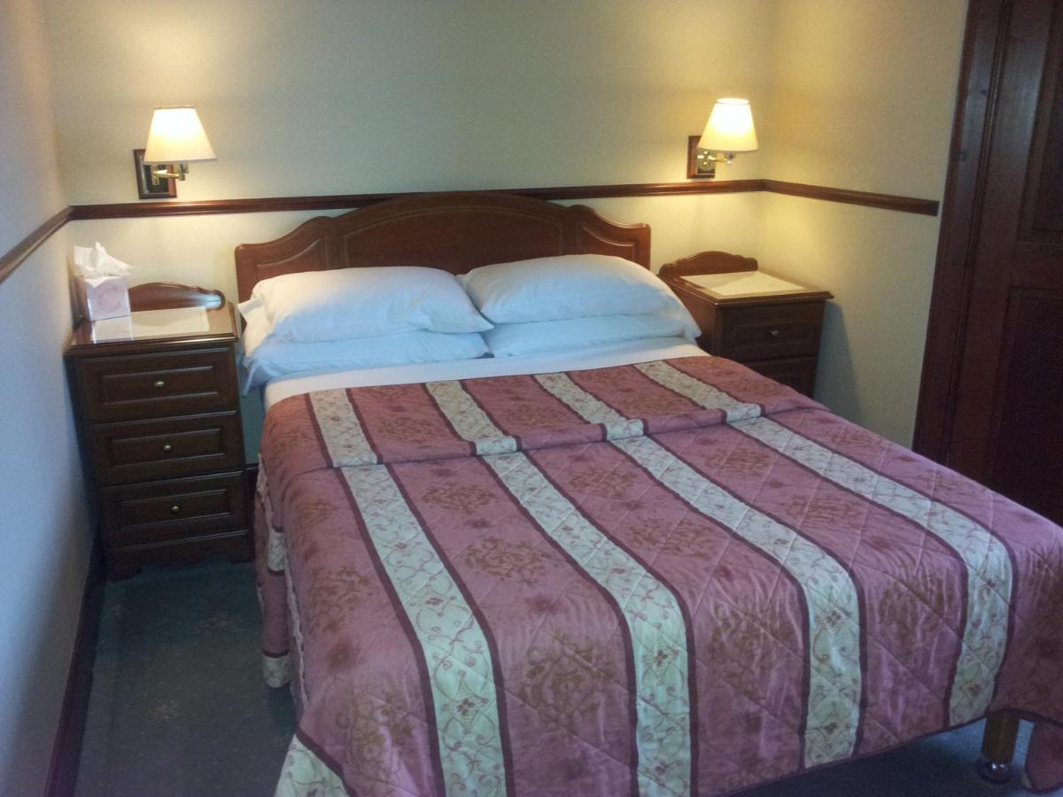 Caledonian Hotel 포트오거스타 외부 사진